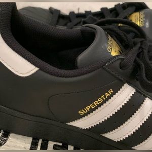 ADIDAS | Superstar| Core Black-Cloud White | She'll-Toed | size 6